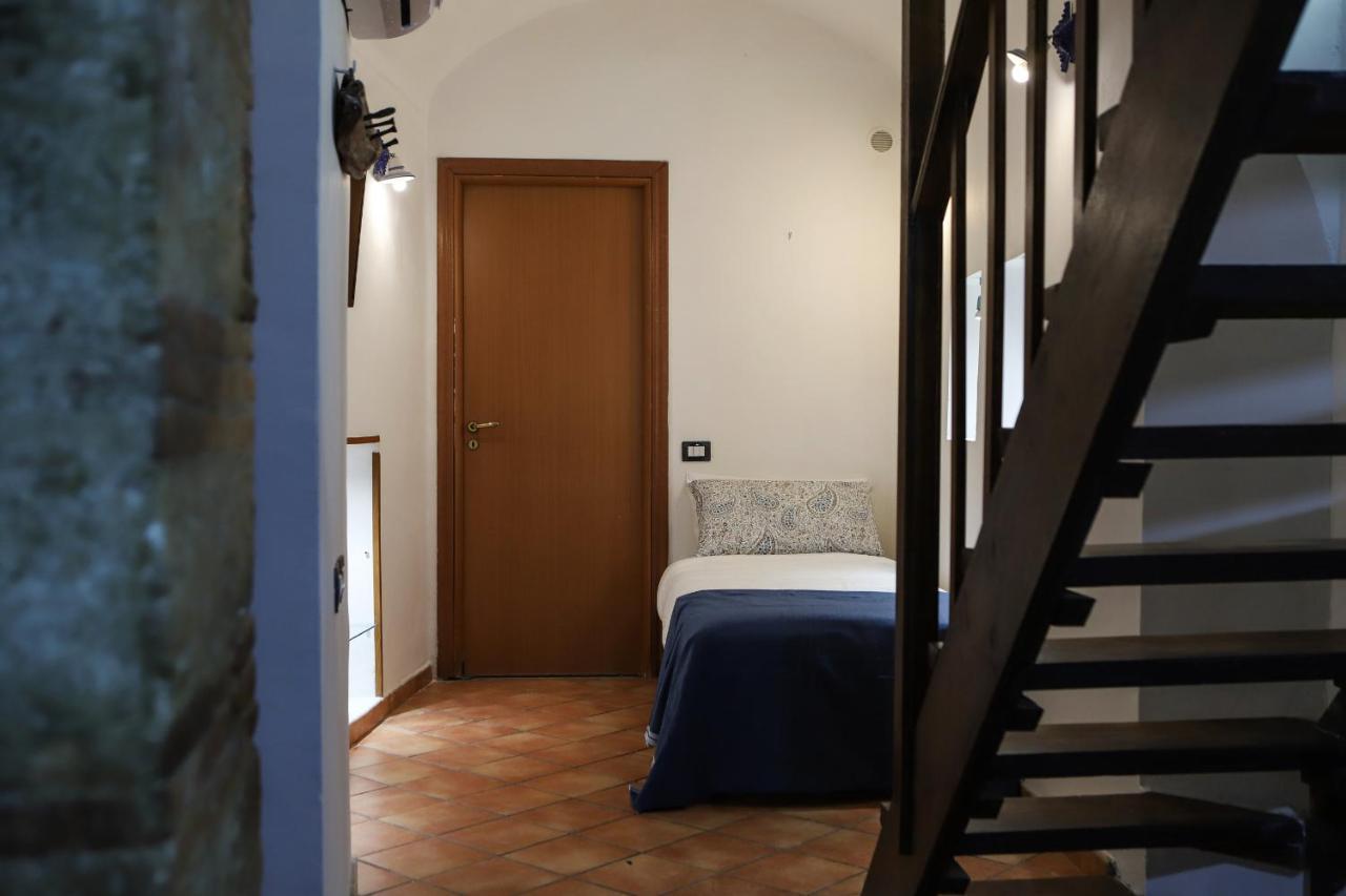 Studio Flat In The Historical Center By Wonderful Italy